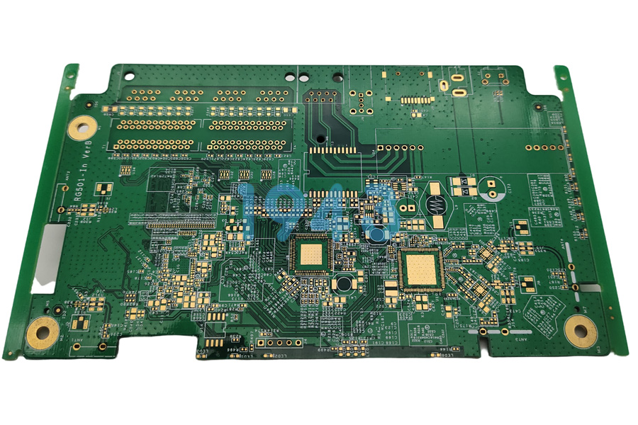 PCB加工是什么？從PCB制造到SMT貼片的完整解析